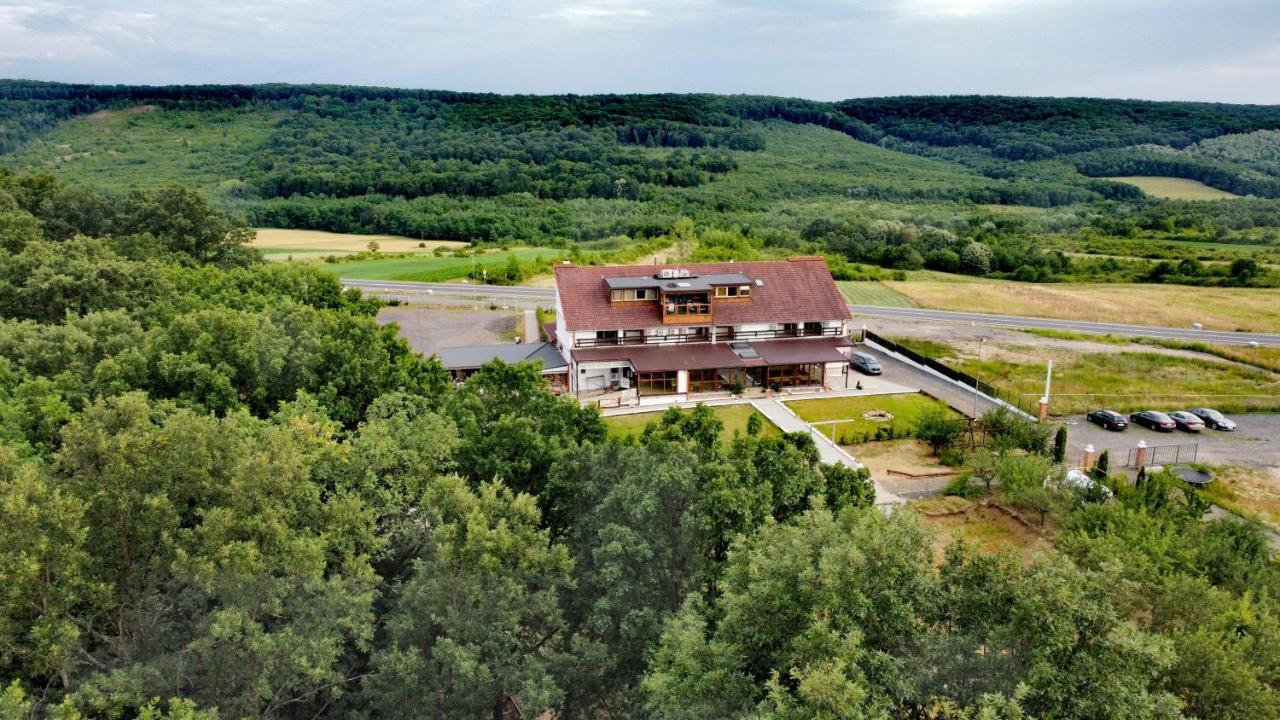 Marada Felix Hotel Hidişelul-de Sus Exterior foto